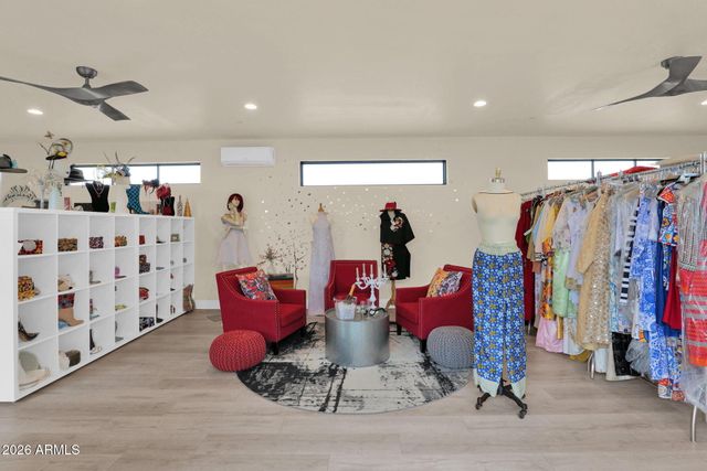 7817 E Dynamite Boulevard, Scottsdale, AZ 85266