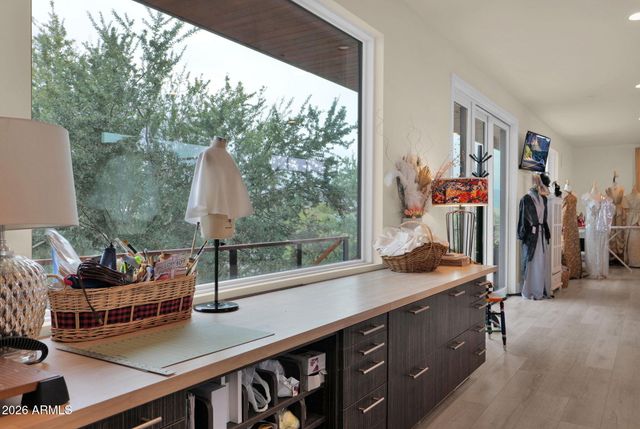 7817 E Dynamite Boulevard, Scottsdale, AZ 85266