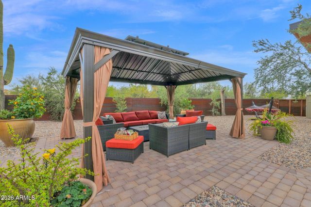 7817 E Dynamite Boulevard, Scottsdale, AZ 85266