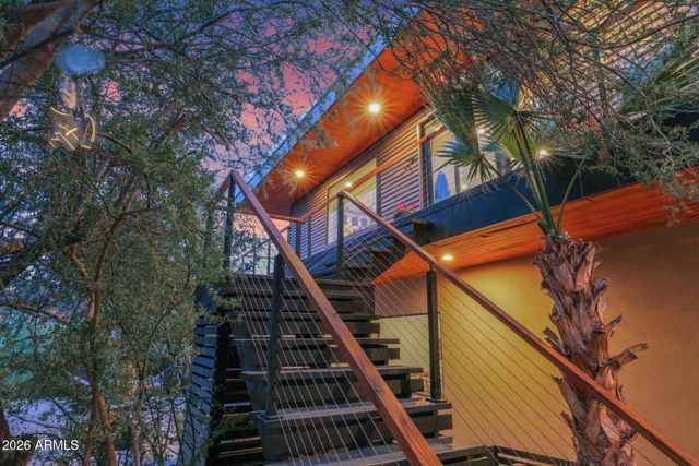 7817 E Dynamite Boulevard, Scottsdale, AZ 85266