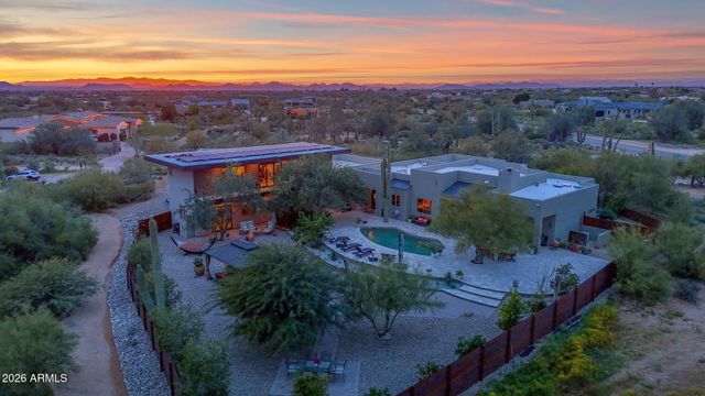 7817 E Dynamite Boulevard, Scottsdale, AZ 85266