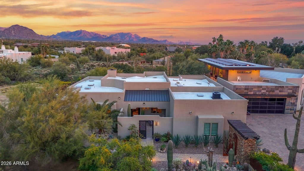 Image 2 of property listing at 7817 E Dynamite Boulevard, Scottsdale, AZ 85266