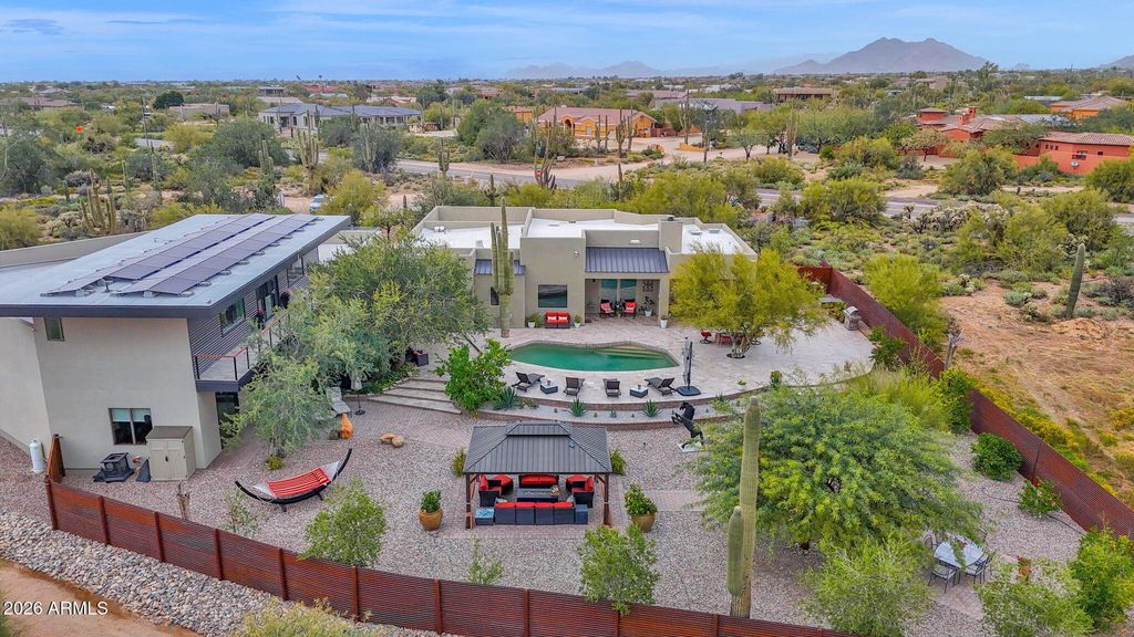 Image 3 of property listing at 7817 E Dynamite Boulevard, Scottsdale, AZ 85266