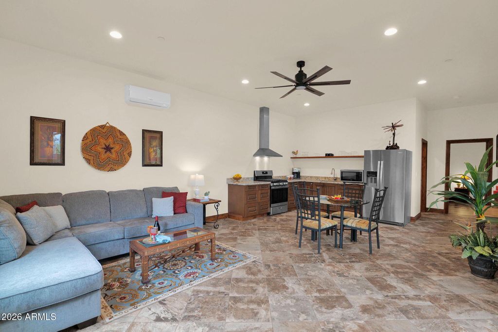 Image 33 of property listing at 7817 E Dynamite Boulevard, Scottsdale, AZ 85266