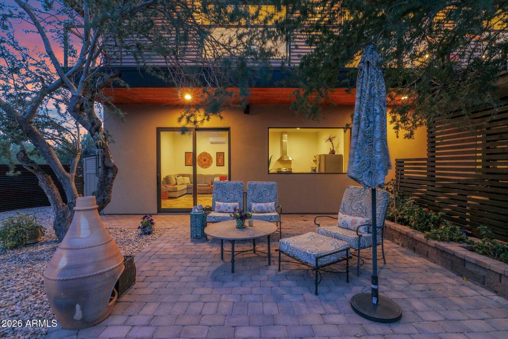 Image 73 of property listing at 7817 E Dynamite Boulevard, Scottsdale, AZ 85266