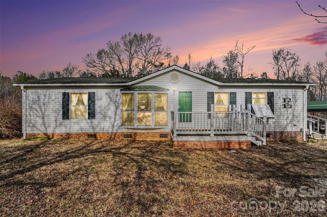 108 Twisted Oak Lane, Gastonia, NC 28052