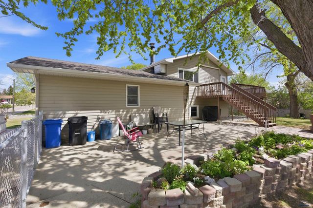 855 SYCAMORE, Rapid City, SD 57701
