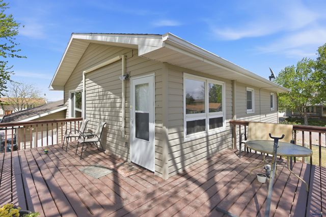 855 SYCAMORE, Rapid City, SD 57701