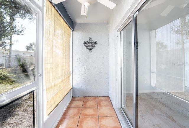 5503 FOUNTAIN LAKE CIRCLE 104, Bradenton, FL 34207