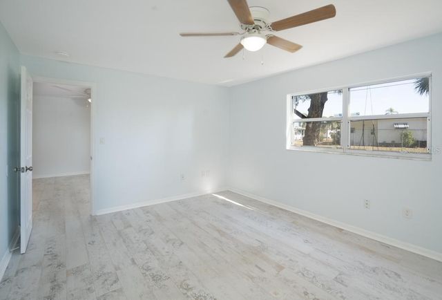 5503 FOUNTAIN LAKE CIRCLE 104, Bradenton, FL 34207