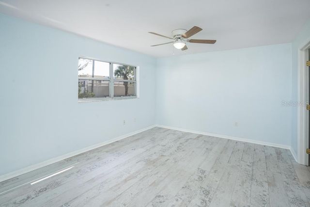 5503 FOUNTAIN LAKE CIRCLE 104, Bradenton, FL 34207