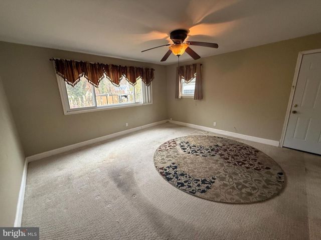 3735 SYLVAN DR, Baltimore, MD 21207