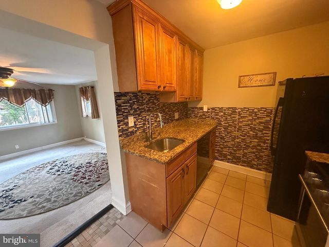 3735 SYLVAN DR, Baltimore, MD 21207