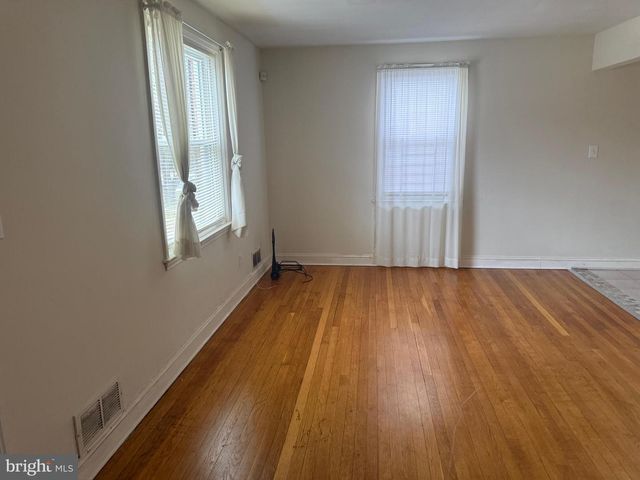 3735 SYLVAN DR, Baltimore, MD 21207