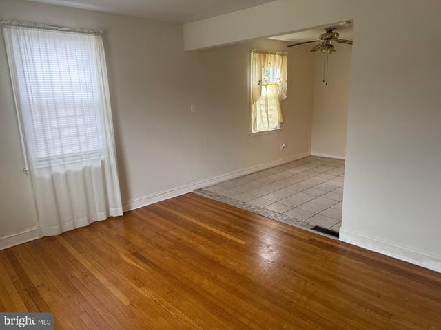 3735 SYLVAN DR, Baltimore, MD 21207