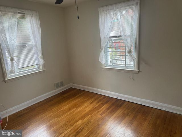 3735 SYLVAN DR, Baltimore, MD 21207