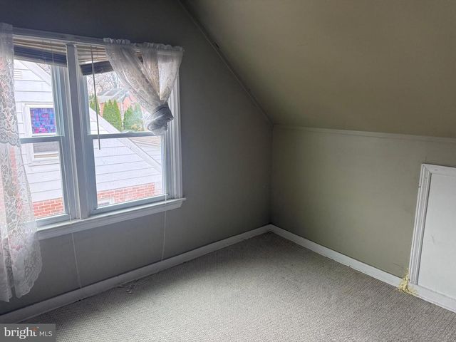 3735 SYLVAN DR, Baltimore, MD 21207