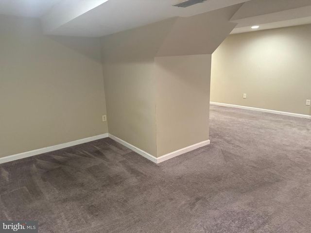 3735 SYLVAN DR, Baltimore, MD 21207