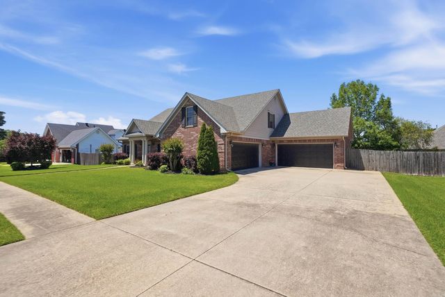 5217 Murifield Drive, Benton, AR 72019