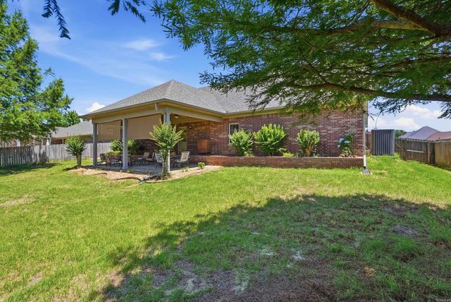 5217 Murifield Drive, Benton, AR 72019