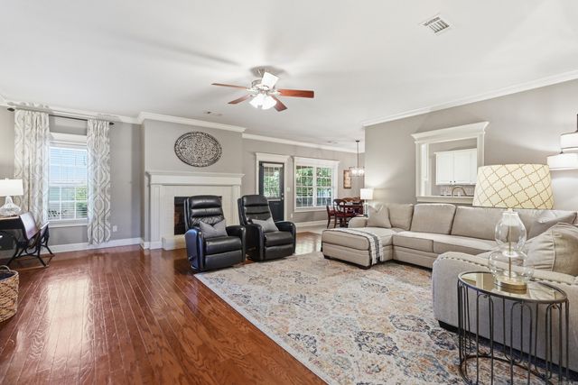 5217 Murifield Drive, Benton, AR 72019