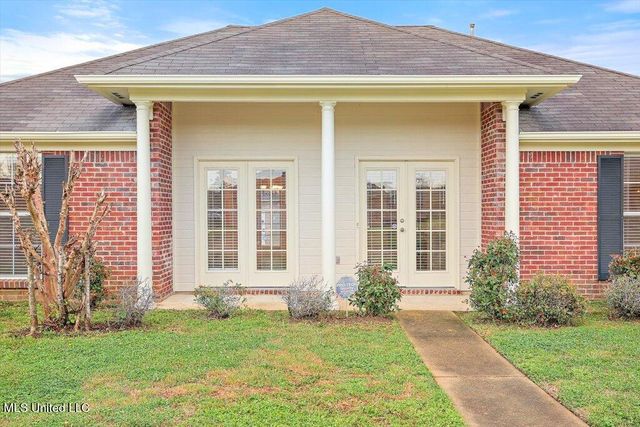 702 Trinity Lane, Ridgeland, MS 39157