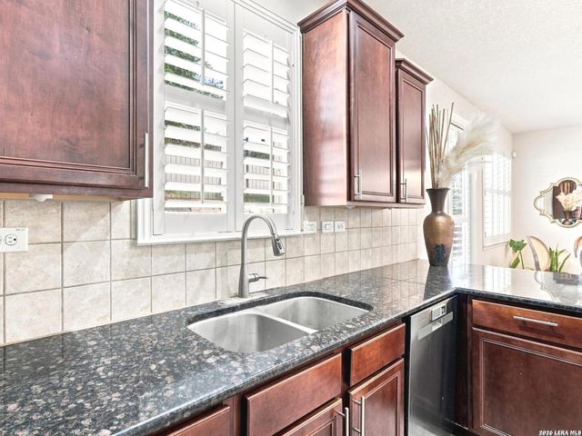 1427 NICHOLAS MNR, San Antonio, TX 78258