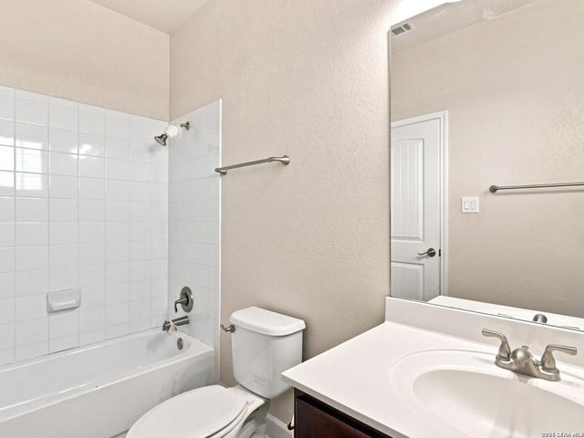 1427 NICHOLAS MNR, San Antonio, TX 78258