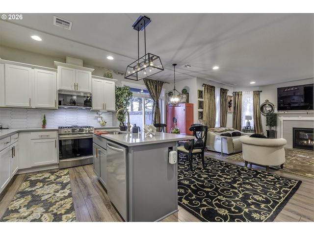 22430 Sw FOREST CREEK Way, Sherwood, OR 97140