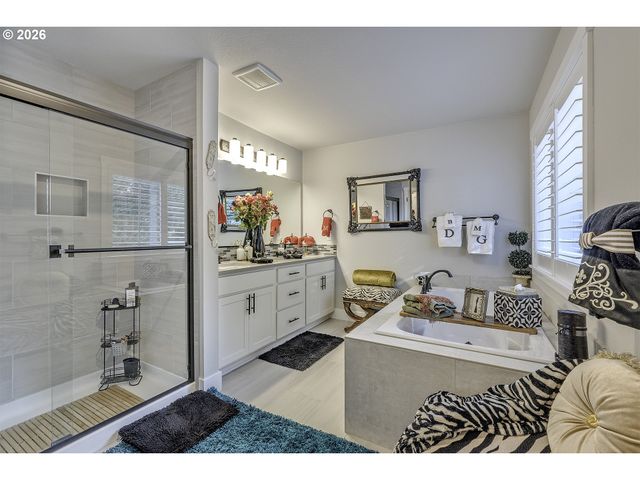 22430 Sw FOREST CREEK Way, Sherwood, OR 97140