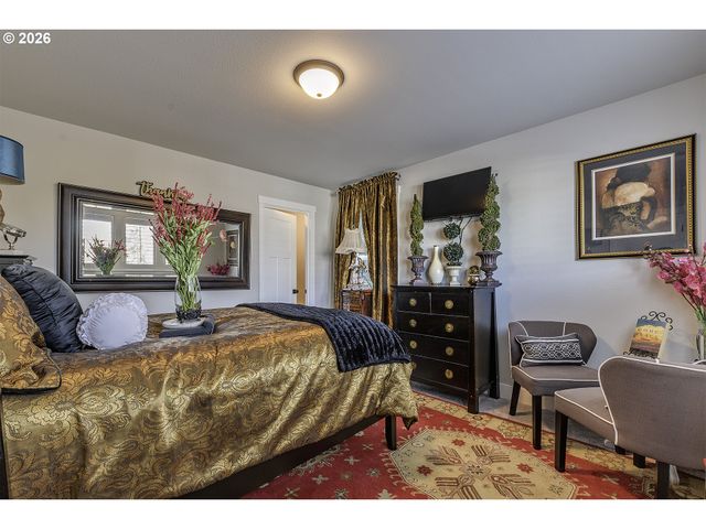 22430 Sw FOREST CREEK Way, Sherwood, OR 97140