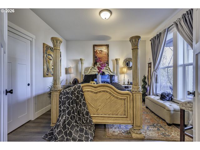 22430 Sw FOREST CREEK Way, Sherwood, OR 97140