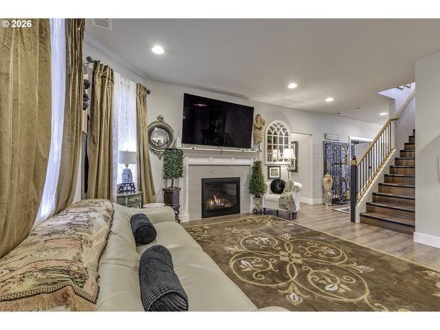 22430 Sw FOREST CREEK Way, Sherwood, OR 97140