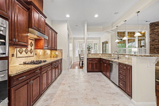 124 Briarfield Drive, Apex, NC 27502