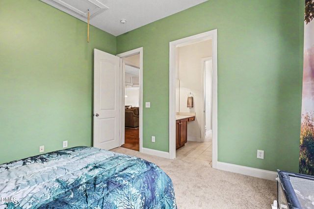 124 Briarfield Drive, Apex, NC 27502