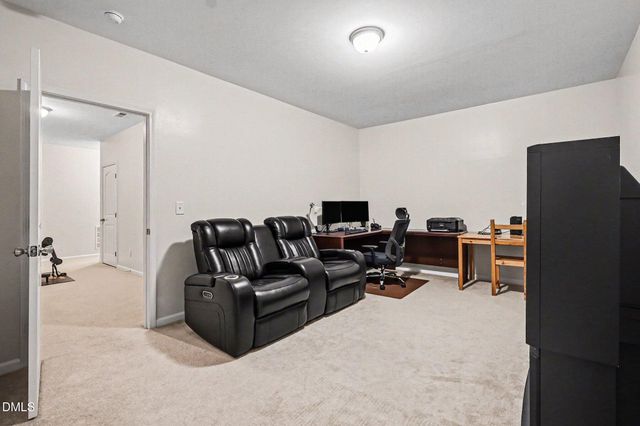 124 Briarfield Drive, Apex, NC 27502