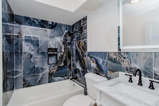 500 Washington Boulevard 206, Oak Park, IL 60302