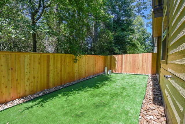 18 Cheswood Manor Drive, The Woodlands, TX 77382