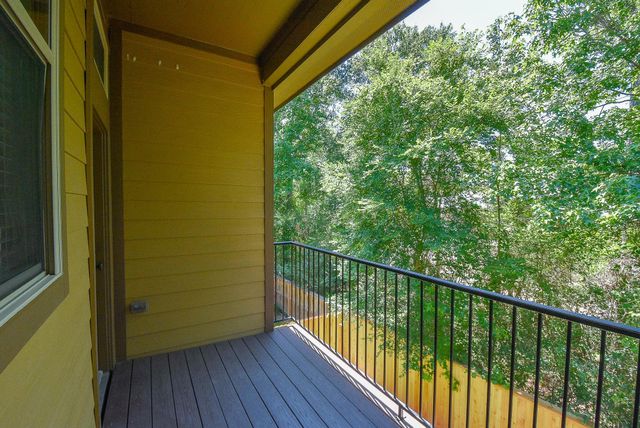 18 Cheswood Manor Drive, The Woodlands, TX 77382