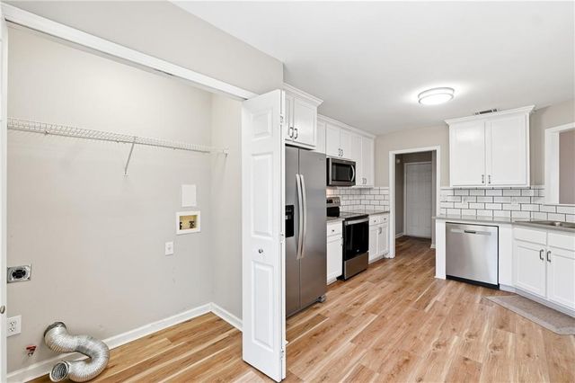 2335 Winthrope Way Drive, Alpharetta, GA 30009