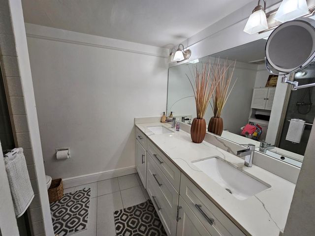 2617 N 40th Avenue, Hollywood, FL 33021