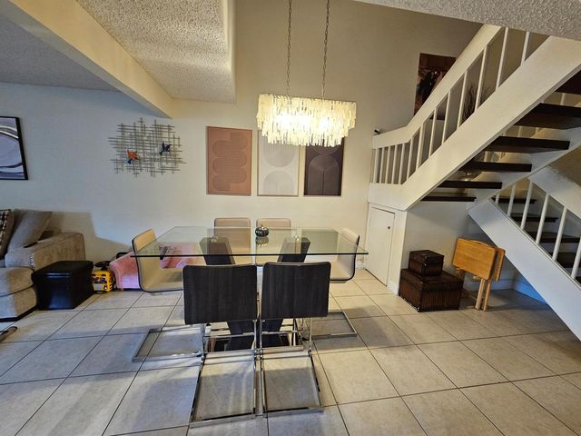 2617 N 40th Avenue, Hollywood, FL 33021