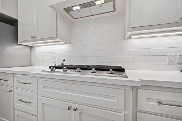 9711 Neon Moon Drive, Needville, TX 77461