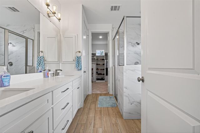 9711 Neon Moon Drive, Needville, TX 77461