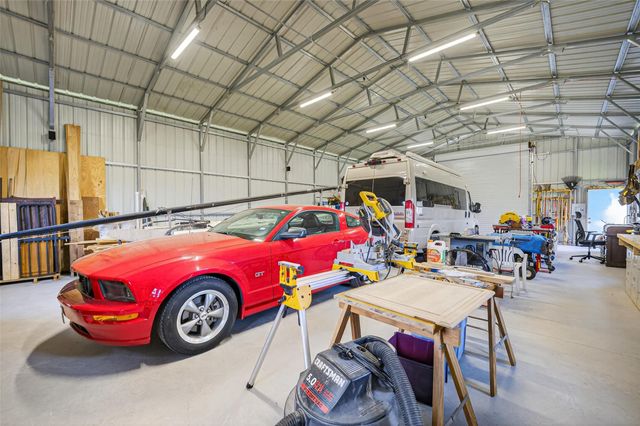 9711 Neon Moon Drive, Needville, TX 77461