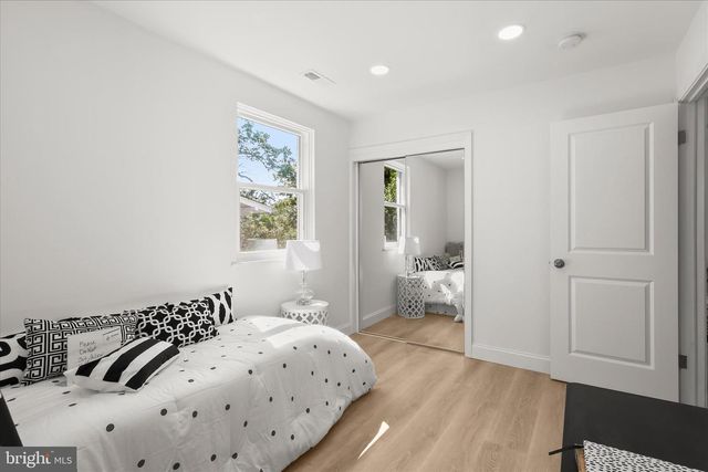 402 ELM AVE, Takoma Park, MD 20912