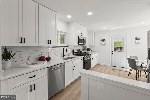 402 ELM AVE, Takoma Park, MD 20912