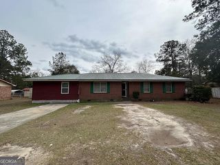 1502 Camellia Drive, Dublin, GA 31021