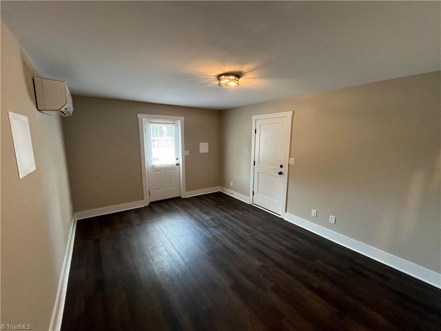 1775 Ralee Drive, Winston-salem, NC 27103
