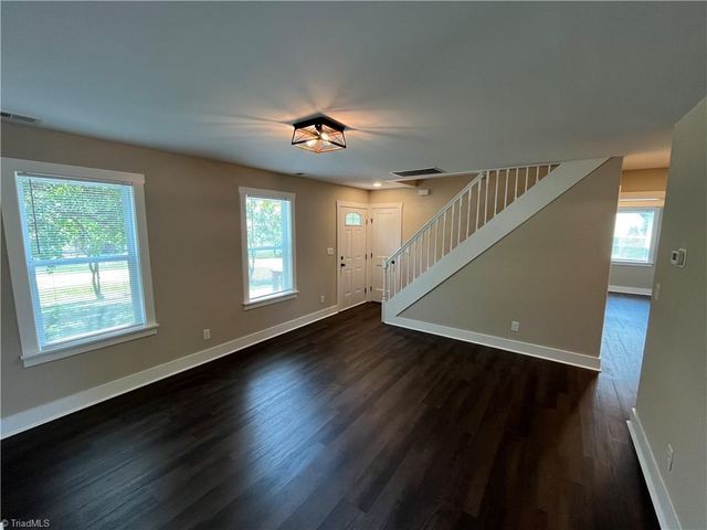 1775 Ralee Drive, Winston-salem, NC 27103